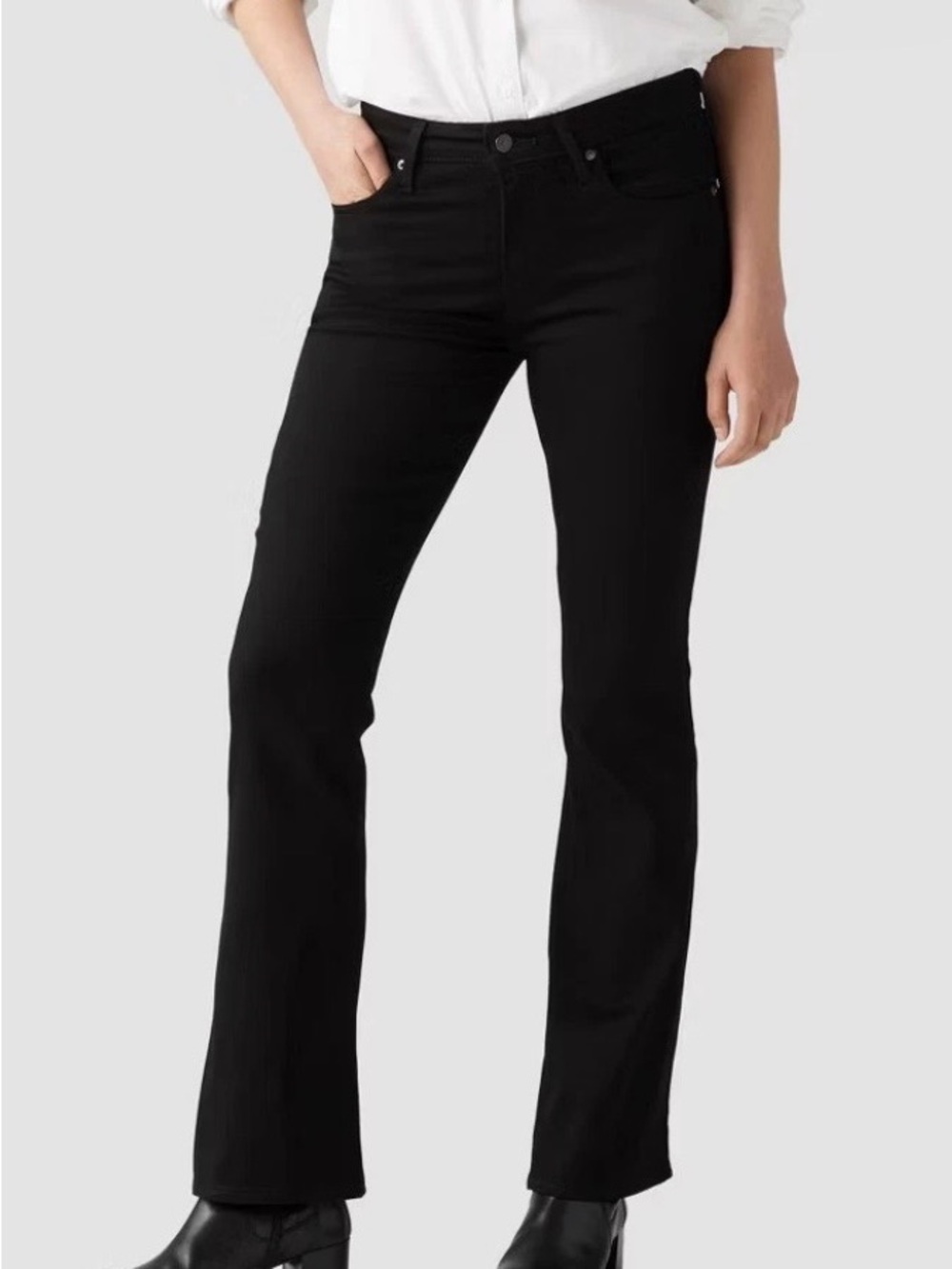Levi's Women's 725 High Rise Black Bootcut Jeans